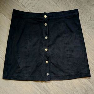 Black 🖤 Faux Suede Skirt